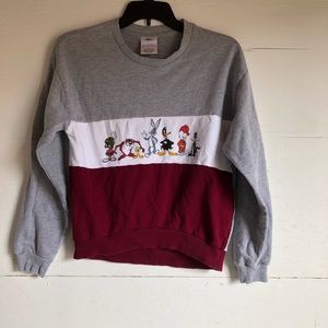 Women’s loony tunes cropped sweater size small